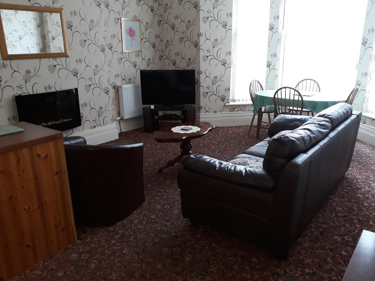 Appartement Ocean View à Rhyl Extérieur photo